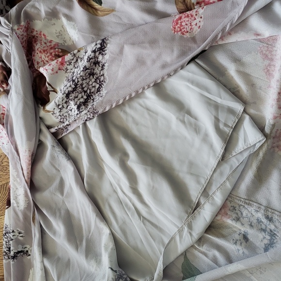 (XS) NWT Simplee Deep V Neck Open Back Floral Side Slit Halter Maxi Dress - Picture 6 of 9